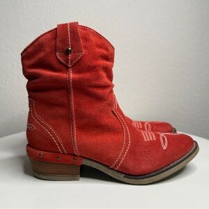 Sundance Etta Red Suede Western Boots White Stitching Side Zip Size 8.5